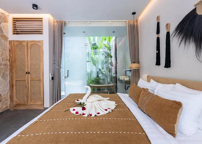 New 6br Luxury Estate I Butler I Jacuzzi I Breakfast I In The Pererenan 别墅